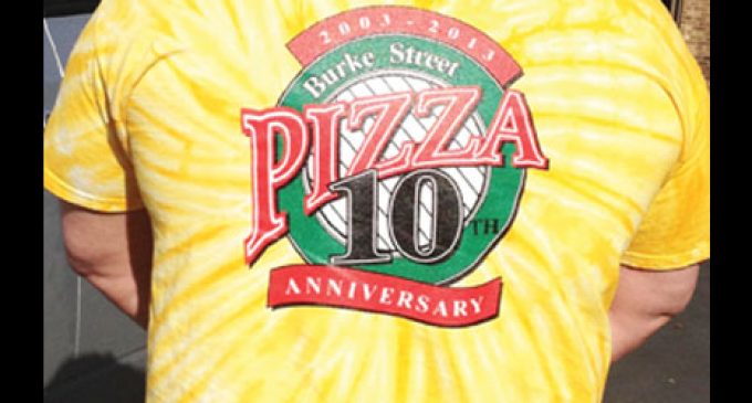 Popular pizzeria turns 10