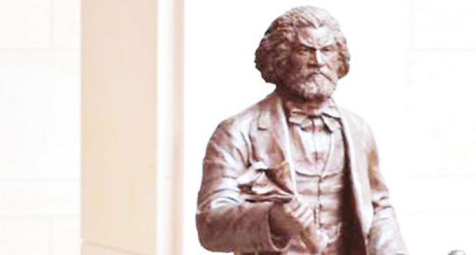 Likeness of Douglass dedicated at Capitol