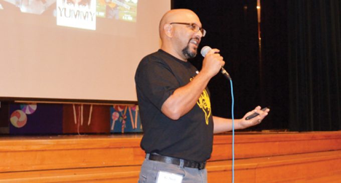 Popular author relates to students at Northwest