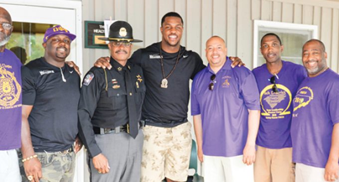 Over 200 attend Omega Psi Phi Sixth District Boys Leadership Camp