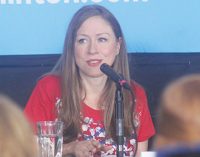 Chelsea Clinton campaigns for her mother at Wake Forest