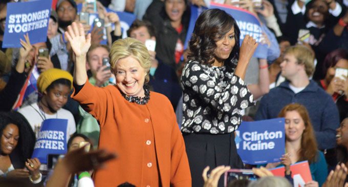 Hillary Clinton and first lady appear together in W-S