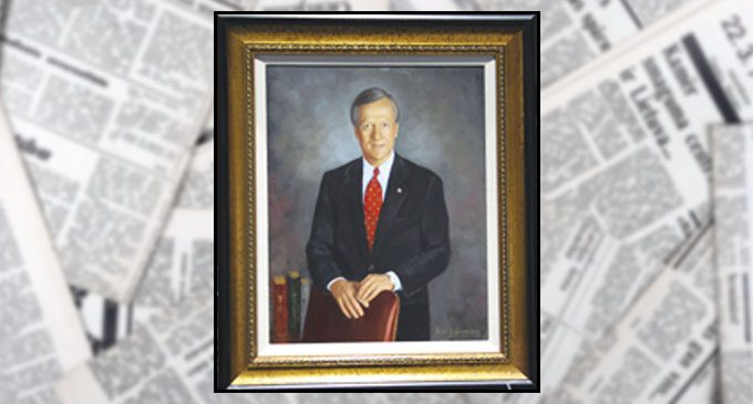 Portrait of Mayor Allen Joines unveiled