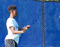 Teen picks up tennis and turns it into scholarship