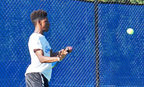 Teen picks up tennis and turns it into scholarship