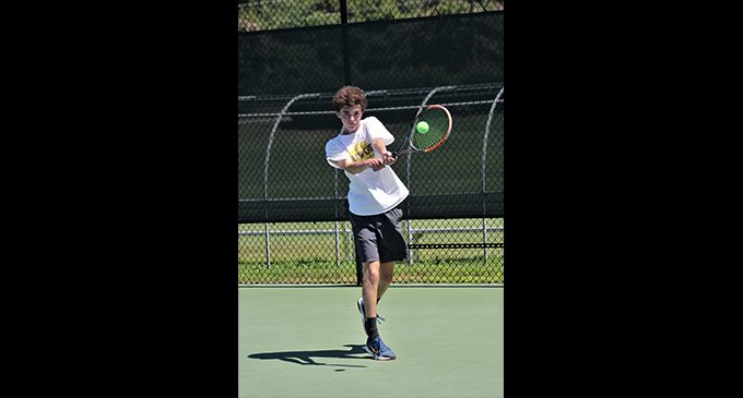 Instructor aims to bring tennis to wider audience