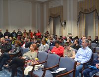 Supporters and opponents to removal of statue meet at City Hall