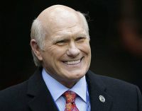 Winston-Salem man inspires Hall of Fame quarterback to advocate on behalf of ALS