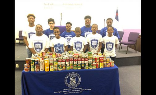 Sigma Betas tackle hunger in Souper Bowl of Caring Campaign