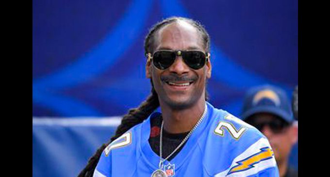 Commentary: University of Kansas won’t invite Snoop Dogg back anytime soon