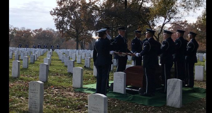 Honoring the final wishes of a military  veteran at Arlington National Cemetery