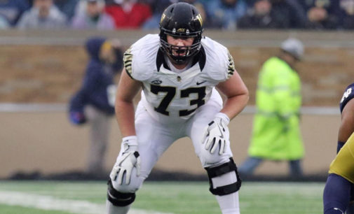 Benzinger looks to provide versatility as swing tackle to Arizona Cardinals