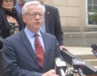 Mayor Allen Joines announces plans to seek re-election