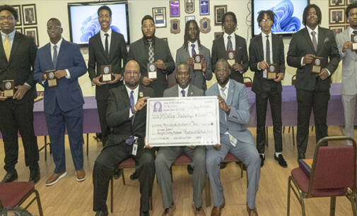 Ques give $11,000 in scholarships to Winston-Salem seniors